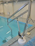 Подъёмник для опускания пациента в бассейн